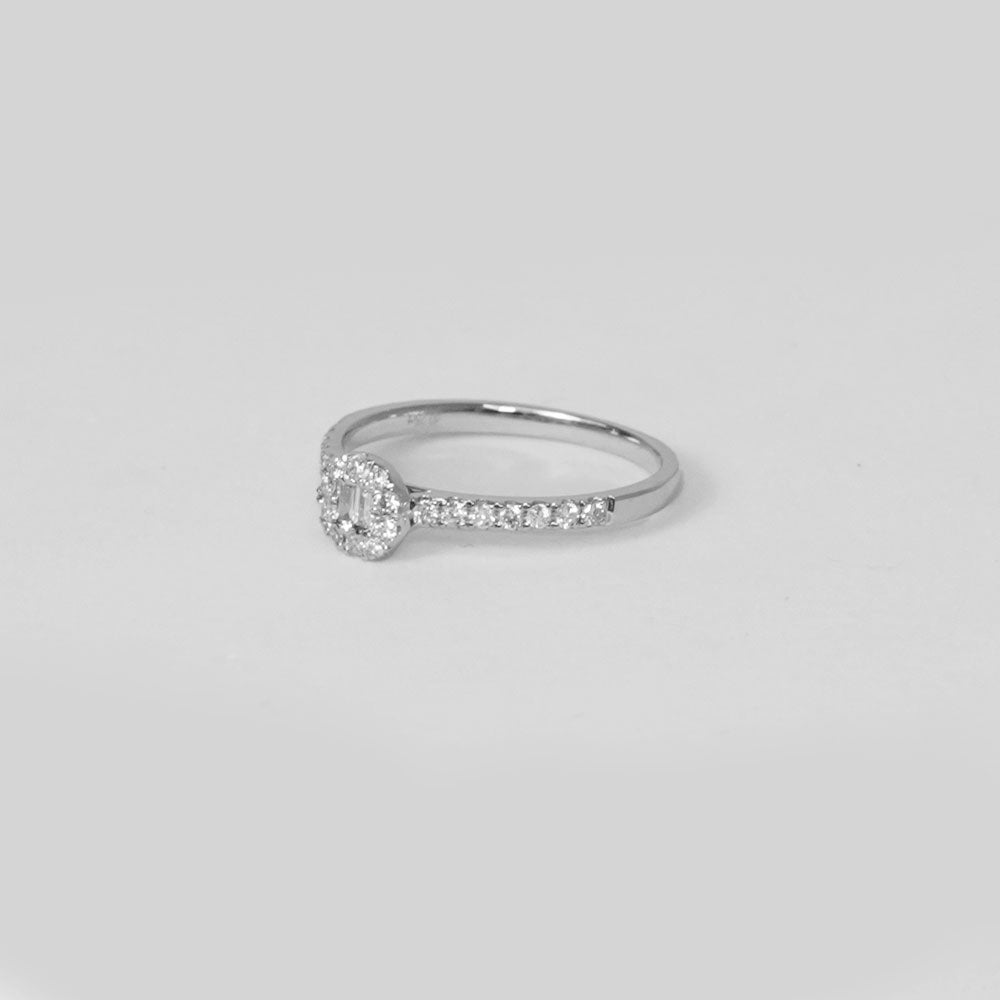 Alice Diamond Ring